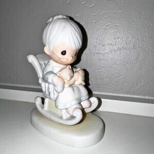 Precious Moments “The Purr-fect Grandma” Figurine E-3109 1979 Jonathan & David